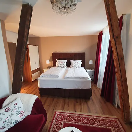 Osteria Del Vino 3* كوتشيم